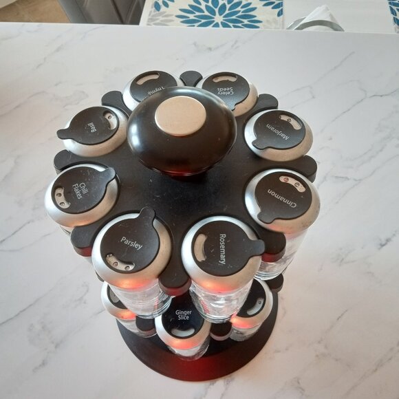 Spice rack. - Picture 2 of 2